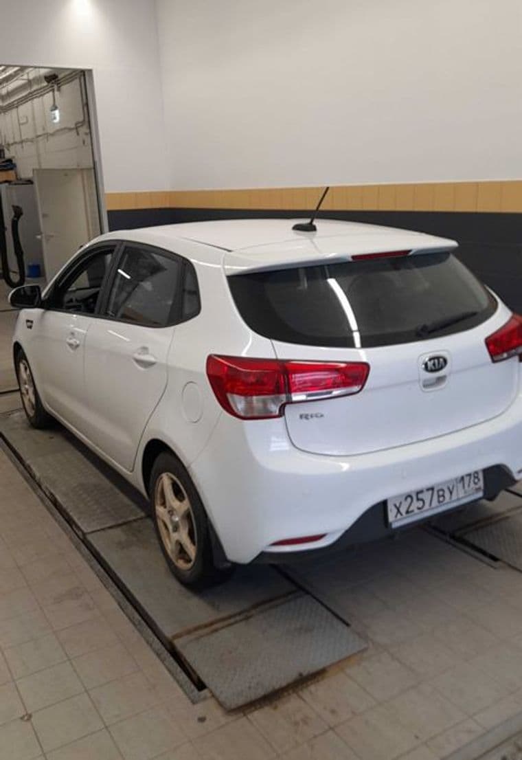KIA Rio, 2017 - вид 3