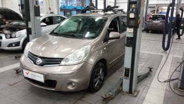 Nissan Note 2011 года, 317 479 км - вид 1