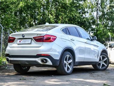 BMW X6 2016 года, 141 161 км - вид 2