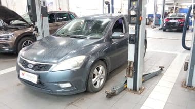 KIA Ceed 2012 года, 164 836 км - вид 1