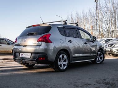 Peugeot 3008 2011 года, 147 976 км - вид 2