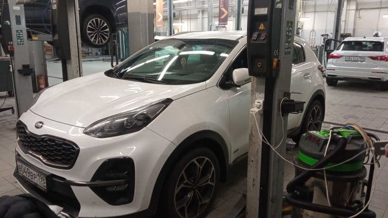 KIA Sportage 2018 года, 102 891 км | VIN 00342 - вид 2