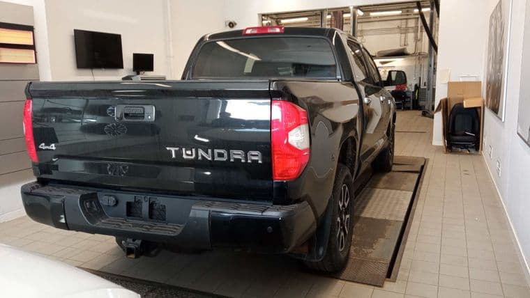 Toyota Tundra, 2020 - вид 2