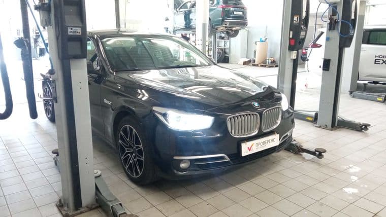 BMW 5 серия GT, 2013 - вид 1