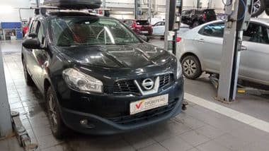 Nissan Qashqai+2 2012 года, 155 947 км - вид 2
