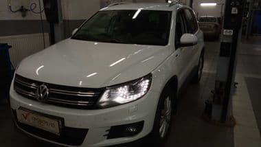 Volkswagen Tiguan 2016 года, 127 404 км - вид 2