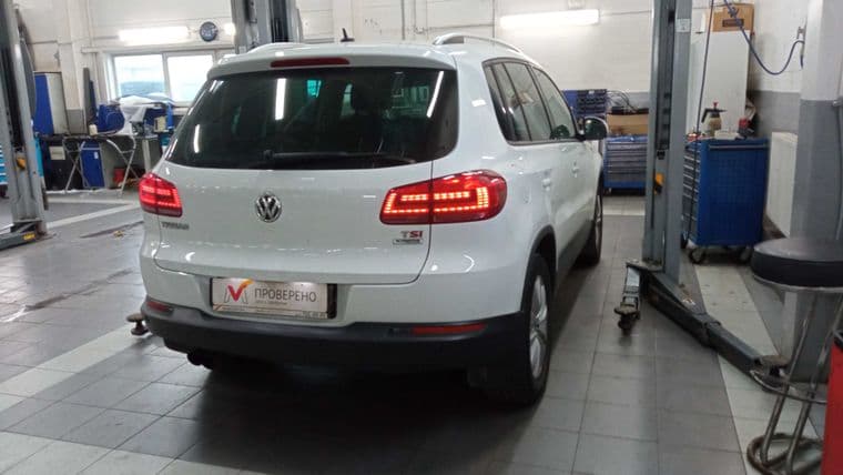 Volkswagen Tiguan, 2016 - вид 2