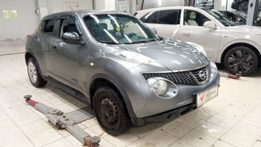 Nissan Juke 2012 года, 159 276 км - вид 2
