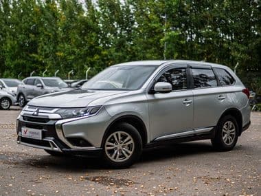 Mitsubishi Outlander 2018 года, 328 300 км | VIN 03557 - вид 1