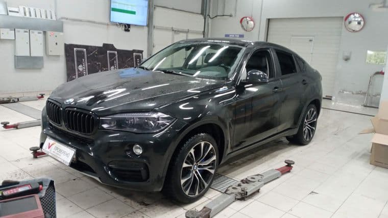 BMW X6 2015 года, 172 576 км - вид 1