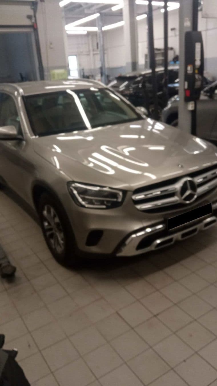 Mercedes-Benz GLC-класс 2019 года, 104 000 км - вид 2