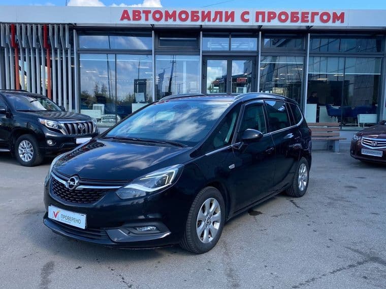 Opel Zafira, 2017