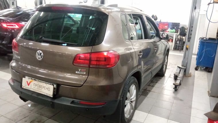 Volkswagen Tiguan, 2016 - вид 2