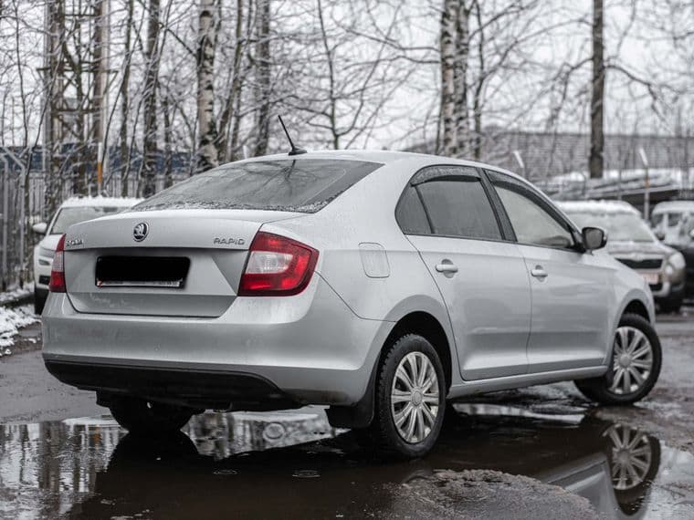 Skoda Rapid 2018 года, 169 860 км - вид 2