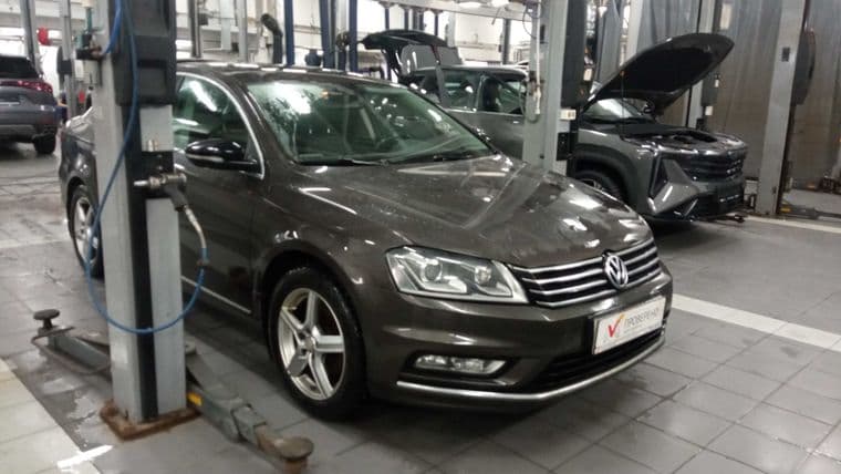 Volkswagen Passat, 2014 - вид 1