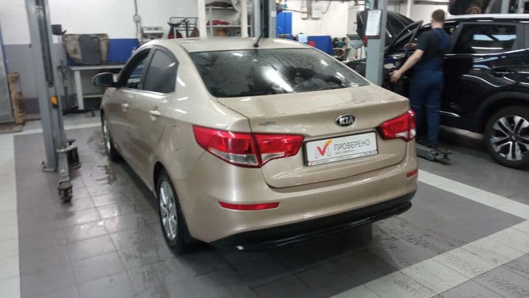 KIA Rio, 2015 - вид 3