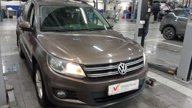Volkswagen Tiguan 2014 года, 193 099 км - вид 2