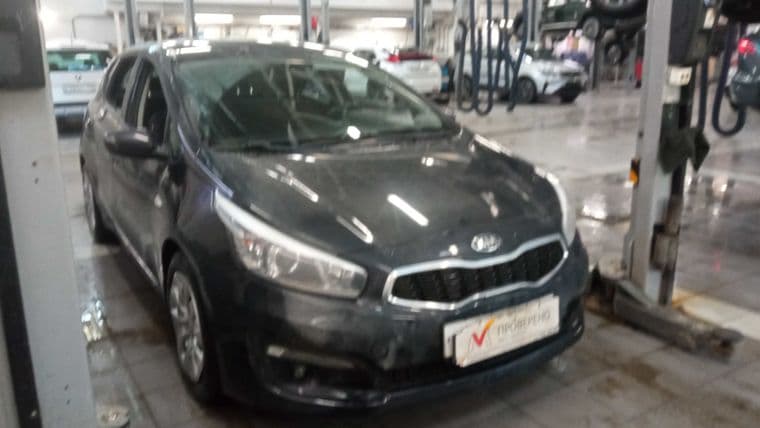 KIA Ceed 2018 года, 108 866 км - вид 2