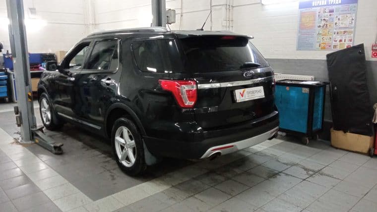 Ford Explorer, 2016 - вид 3