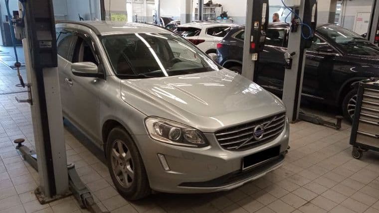 Volvo XC60 2016 года, 97 823 км - вид 2