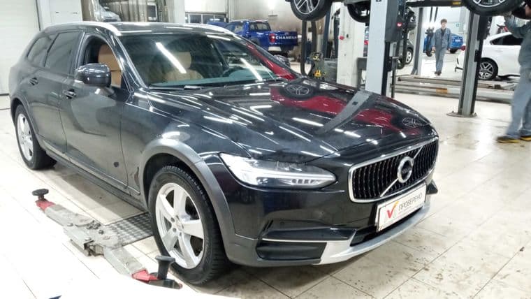 Volvo V90 Cross Country, 2019 - вид 1