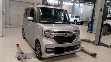 Honda N-BOX 2019 года, 111 044 км - вид 1