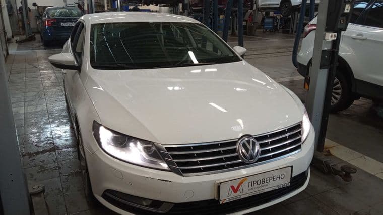 Volkswagen Passat CC, 2013 - вид 1