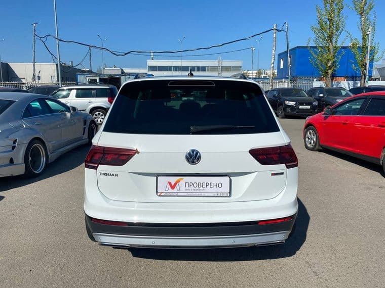 Volkswagen Tiguan, 2019 - вид 4
