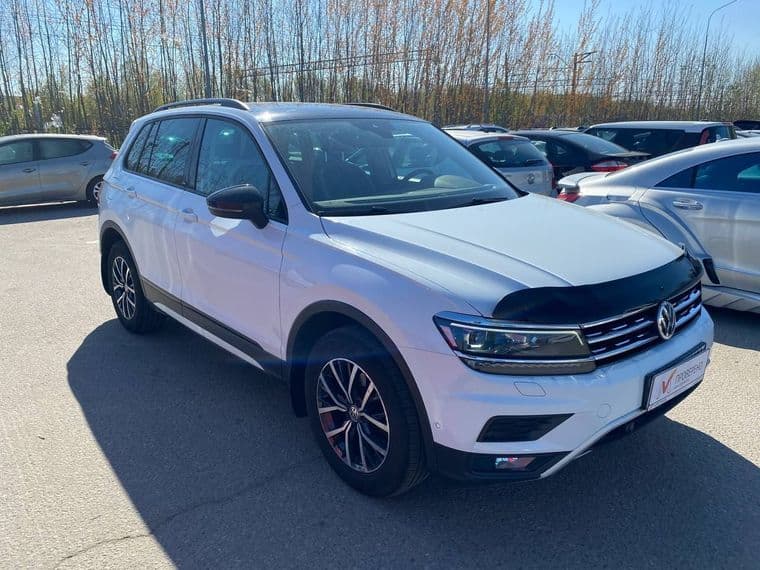 Volkswagen Tiguan, 2019 - вид 2