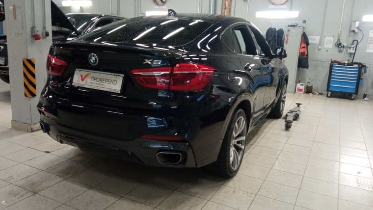 BMW X6, 2017 - вид 2