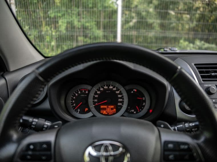 Toyota RAV4, 2011 - вид 4