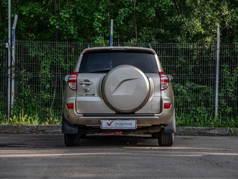 Toyota RAV4, 2011 - вид 3