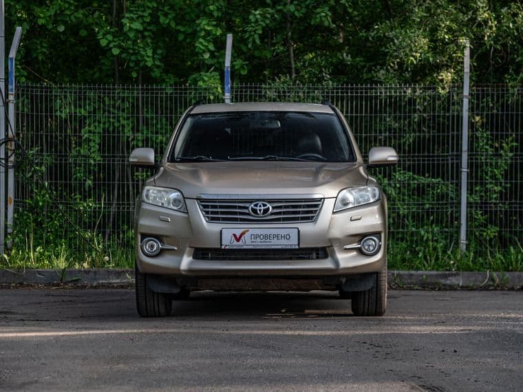 Toyota RAV4, 2011 - вид 2