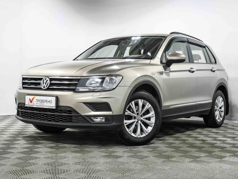 Volkswagen Tiguan 2018 года, 93 206 км - вид 2