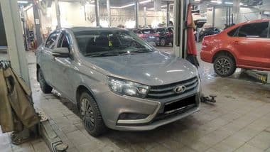 ВАЗ (LADA) Vesta 2018 года, 114 050 км - вид 2