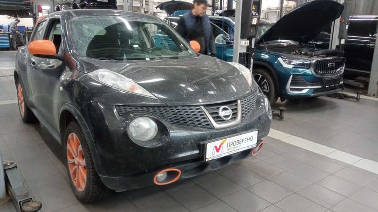 Nissan Juke 2013 года, 123 388 км - вид 2