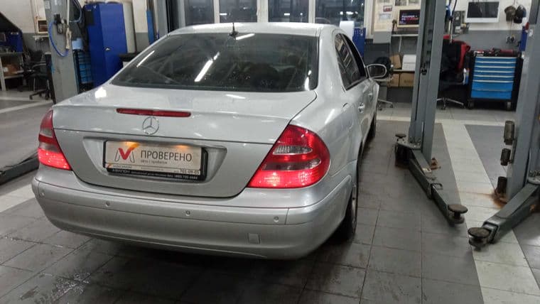 Mercedes-Benz E-класс, 2003 - вид 2