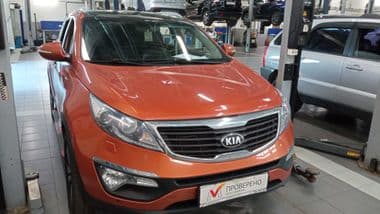 KIA Sportage 2013 года, 120 086 км - вид 2