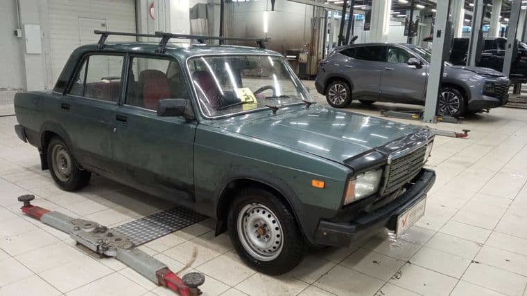 ВАЗ (LADA) 2107 2010 года, 107 574 км - вид 2