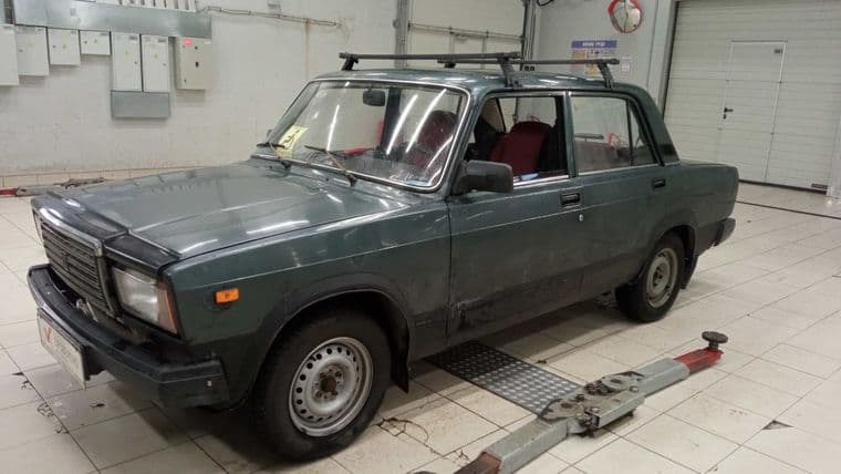 ВАЗ (LADA) 2107 2010 года, 107 574 км - вид 1