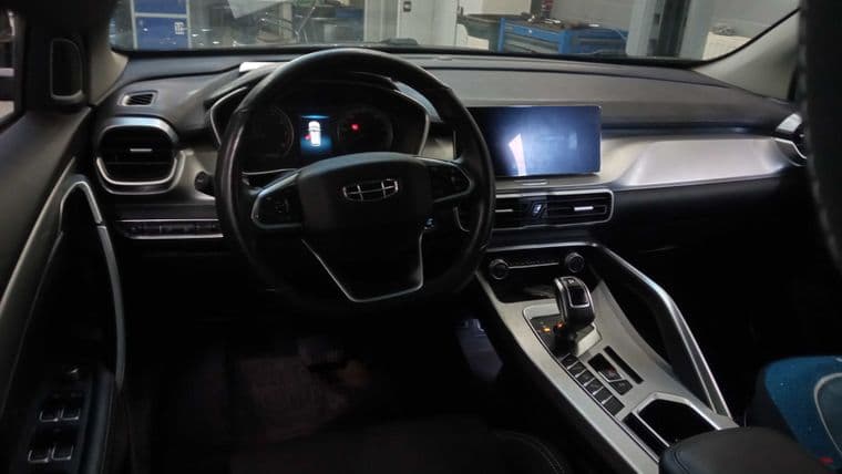 Geely Coolray, 2021 - вид 4