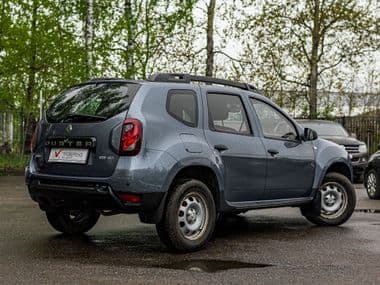 Renault Duster 2017 года, 131 204 км - вид 2