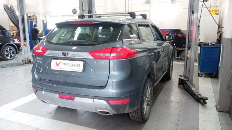 Geely Atlas, 2018 - вид 2