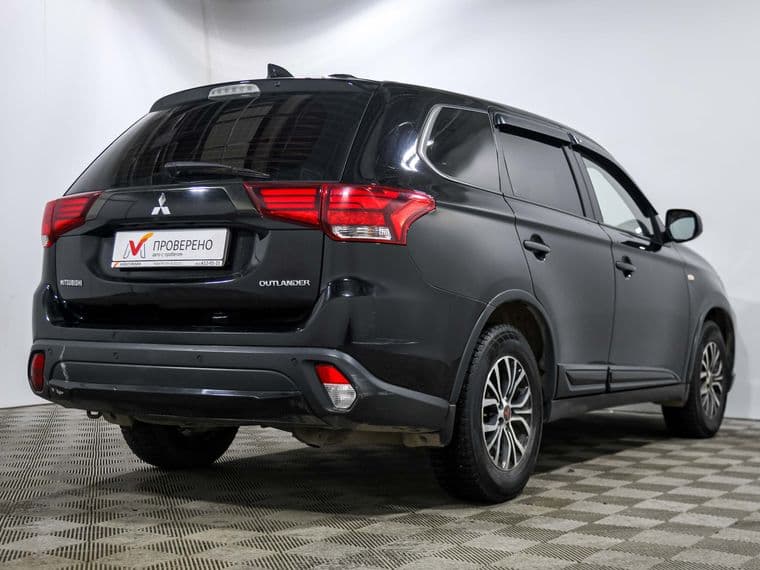 Mitsubishi Outlander, 2017 - вид 3