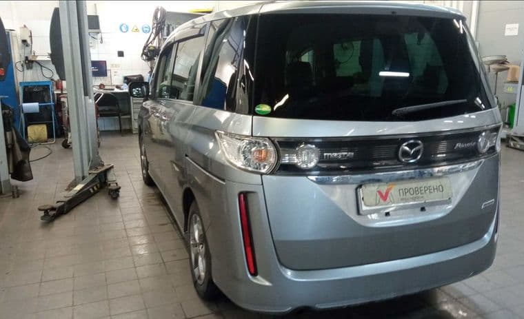 Mazda Biante, 2016 - вид 3