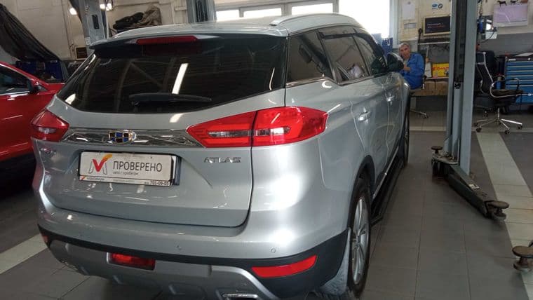 Geely Atlas, 2019 - вид 2