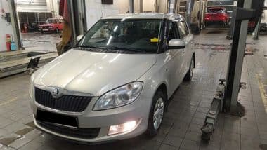 Skoda Fabia 2014 года, 77 341 км - вид 1