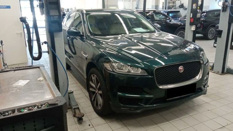 Jaguar F-Pace, 2017 - вид 1