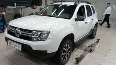 Renault Duster 2016 года, 161 927 км - вид 1