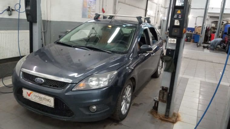 Ford Focus 2010 года, 147 121 км - вид 1